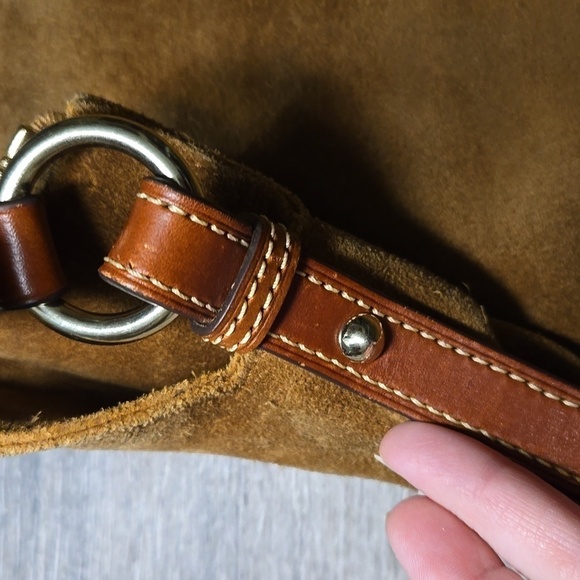 Dooney & Bourke honey color 100% leather suede large Sloan purse - Picture 11 of 12